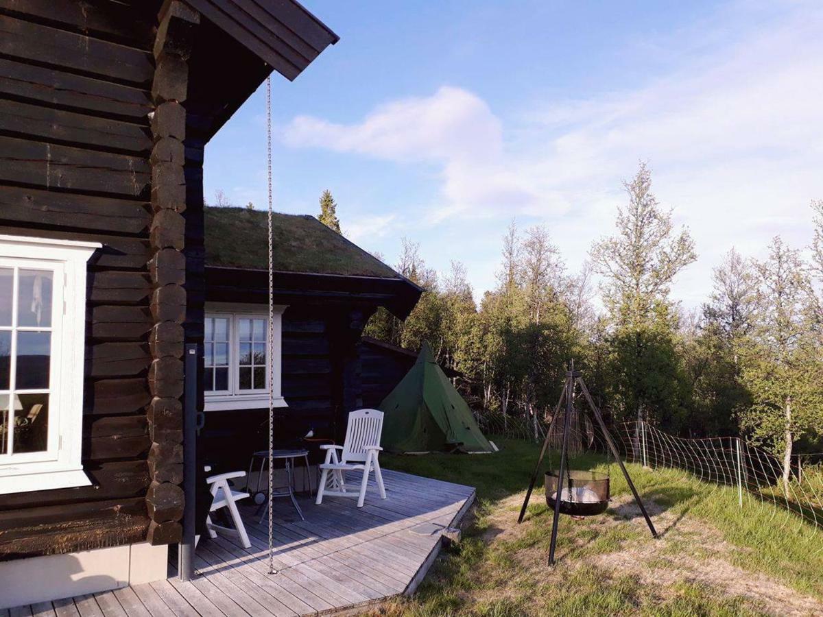 Blazerbu Four-Bedroom Chalet Myro Buitenkant foto