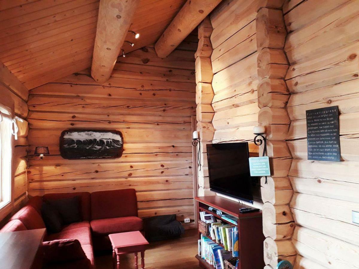 Blazerbu Four-Bedroom Chalet Myro Buitenkant foto